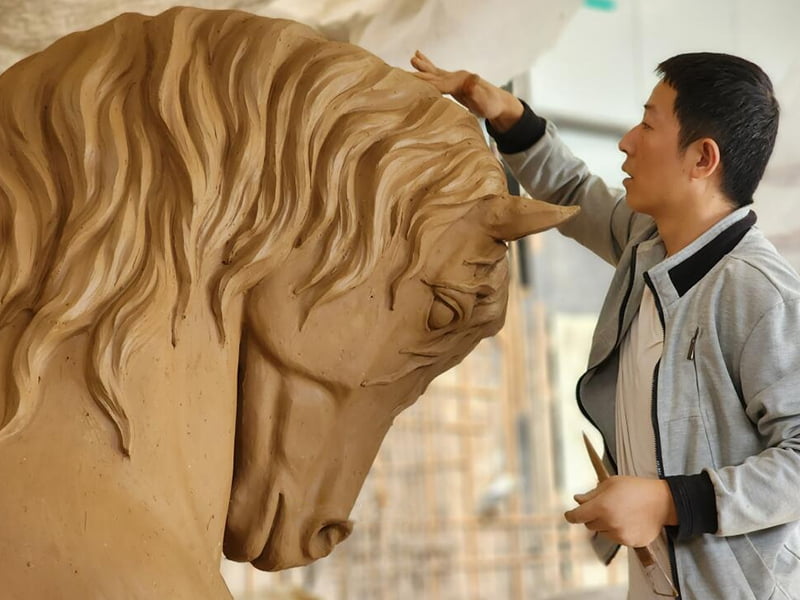 Clay model sculpting
